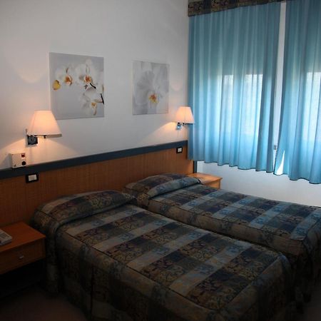 Albergo Rossella Castiglione della Pescaia Szoba fotó